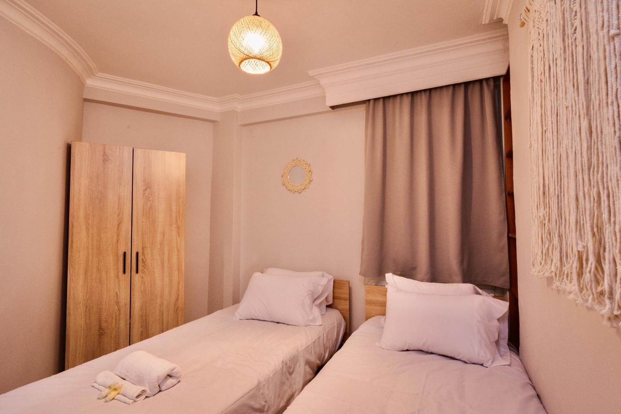 Stylish Apt W Jacuzzi, 5 Min To White Tower Солун Екстериор снимка
